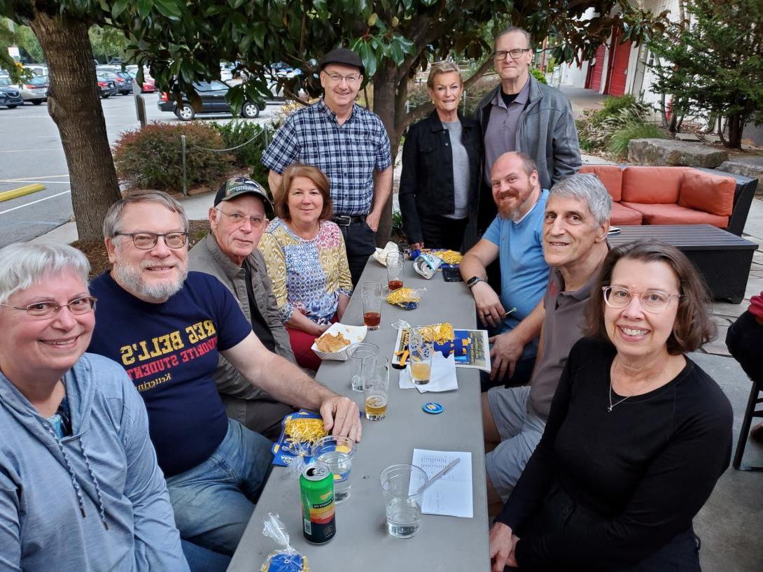 group of alumni at a connections week event